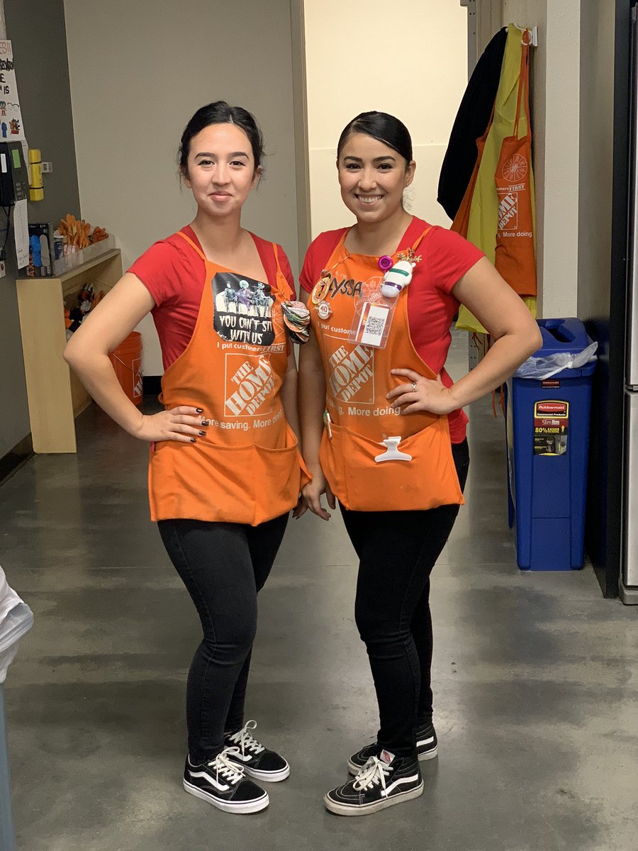 08reyes's tweet photo. #CAM #twinday #6621 #spiritweek #2019 https://t.co/OUFV5BrY6z