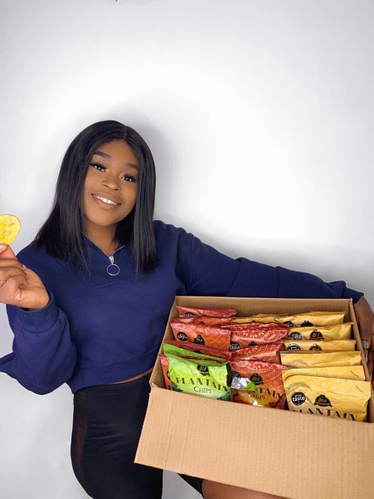 oluolufoods's tweet photo. Just look at how happy @estherfams_ is with her #plantainchips. This could be you😁

Order today &amp; use code “ PLANTAINLOVER “ for 15% off. 
#oluolufoods https://t.co/Sadp58y94h