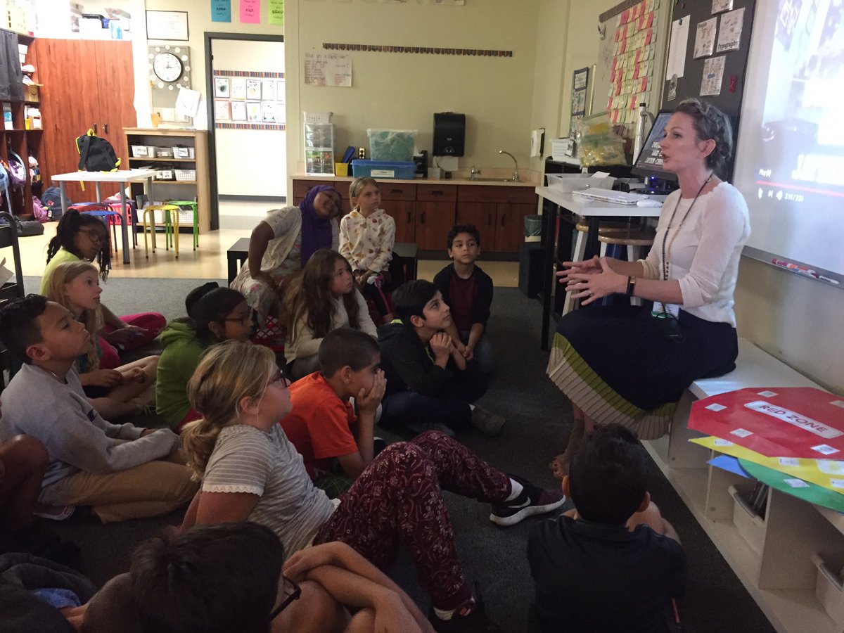MsWDWEClass's tweet photo. Talking with Mrs. Shelton about our emotions and how to regulate our mind and body! https://t.co/119wB6gD3W