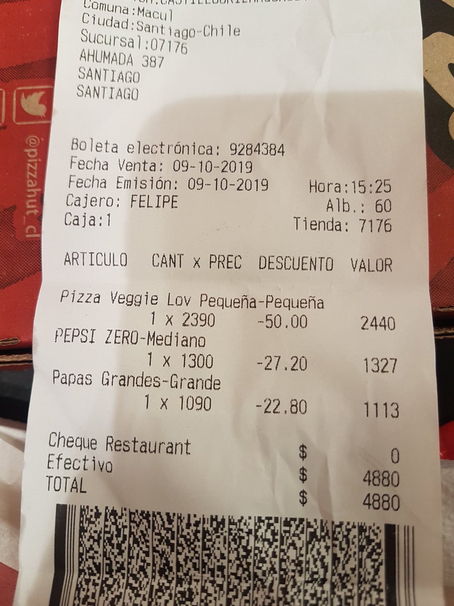 vivaserrano's tweet photo. Horrible atención @Pizzahut_cl sucursal Ahumada.
35 minutos esperando y cuando se hace el reclamo, baja el jefe diciendo "agrandale la bebida"🤦‍♀️ https://t.co/cwbkQgusVs