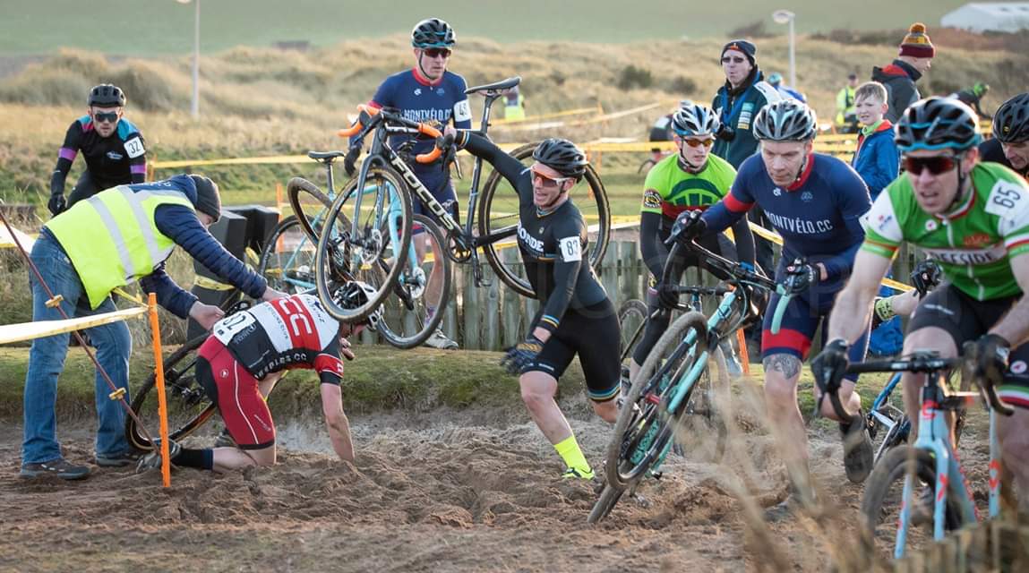 mocross_'s tweet photo. Come and be rescued from the #bestsandpitever by our friendly marshals! Sign up for #mocross, #adayatthebeach, and SCX Round 3 at https://t.co/E2HfRxpT34 @ScottishCycling @BritishCycling @ScottishCX @MontveloCC #montrose #cyclocrossiscominghome #cross #scx #cx https://t.co/uIE3vHKgXk