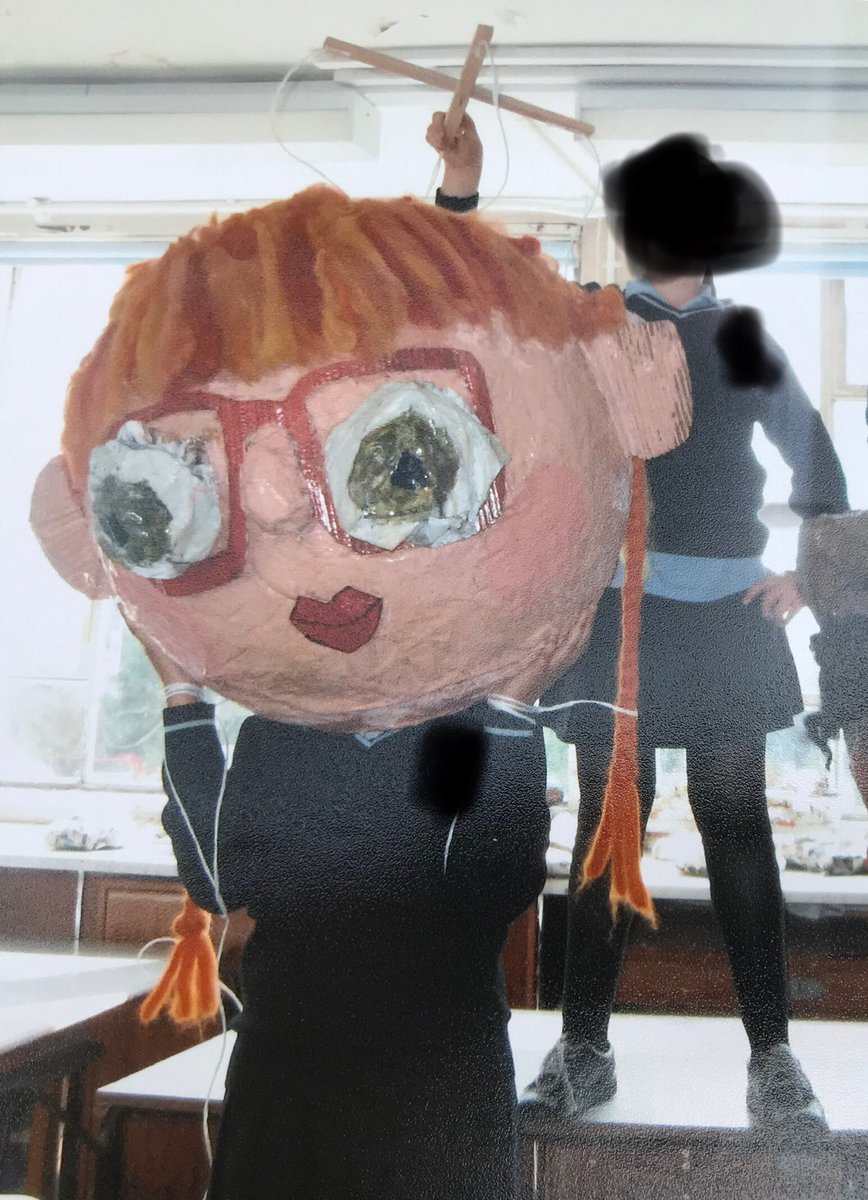 LearningEy's tweet image. The huge benefits of having Lena Pomford, Artist Extraordinaire, every school should have her. @jan_dubiel @SwailesRuth @oakwoodEY @PeteMoorhouseEY @penngreen @EstherOConnor5 @earlyartsuk @MctavishAnni @artworksedu