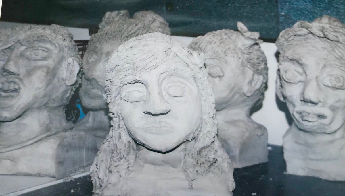 LearningEy's tweet image. The huge benefits of having Lena Pomford, Artist Extraordinaire, every school should have her. @jan_dubiel @SwailesRuth @oakwoodEY @PeteMoorhouseEY @penngreen @EstherOConnor5 @earlyartsuk @MctavishAnni @artworksedu