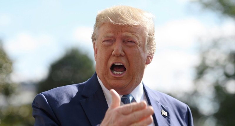 Politics_PR's tweet photo. Trump’s insane White House letter plunges America into a full-blown constitutional crisis https://t.co/tTLaxiYpZG https://t.co/N3lC9aGcjU