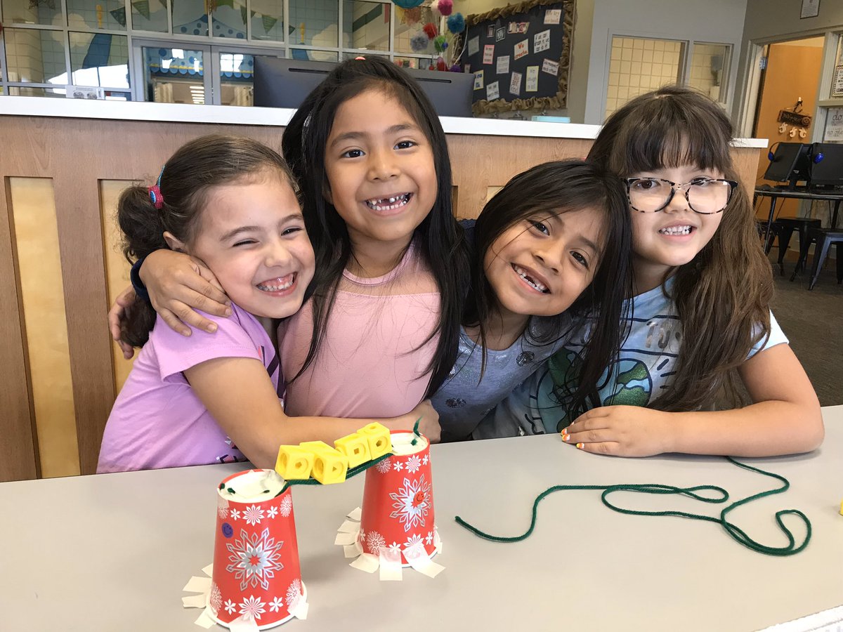 EEECLibrary's tweet photo. More STEM bridges at EEEC ❤️ #eeec #kindercats https://t.co/rQIJM5p48w