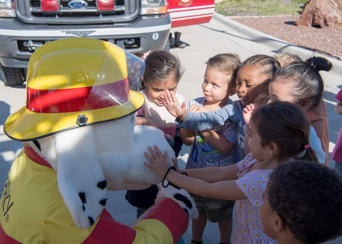 HollomanAFB's tweet photo. The #49Wing #firefighters visited the Child Development Center today and the #HollomanAFB Elementary School yesterday to show the youth the importance of fire safety. #FirePreventionWeek is held annually with events to encourage fire safety. 🔥 🔥
@AETCommand | @usairforce https://t.co/y2wJ73GNsA