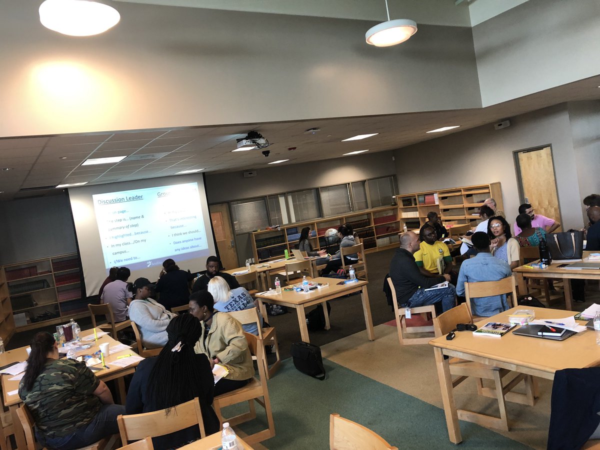 HarrisMathTweet's tweet photo. Our Teacher’s vigorously working to make deeper connections with students through The Work! Sheltered Instruction PD @WhoAreWe_SGA @Principal_Reyna @PaulaHisd https://t.co/s2M3yWiJ3o