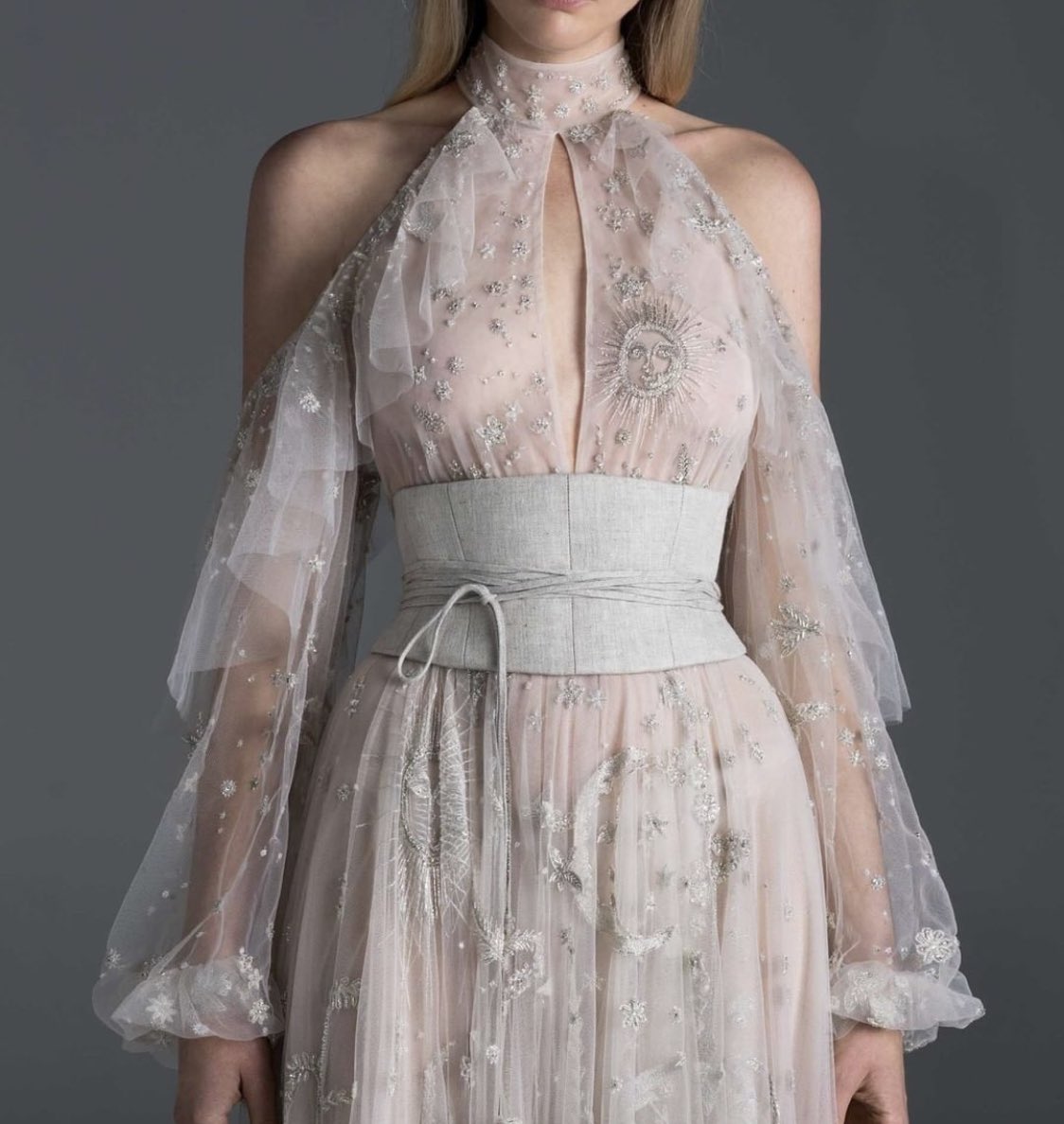 femmeduart's tweet photo. Paolo Sebastian ‘East Of The Sun, West Of The Moon’ fall 2019 collection https://t.co/xYL9a3yXH2