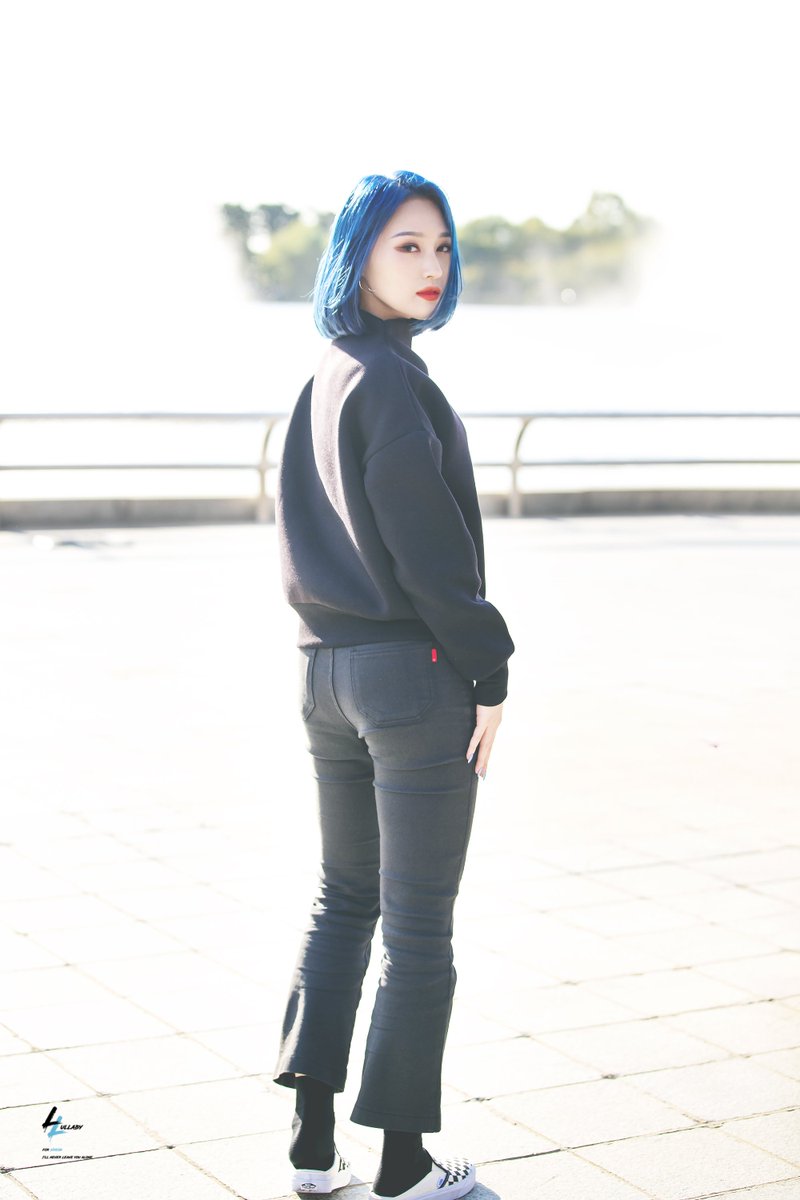 SY_Lullaby's tweet photo. 191009 드림캐쳐 시연 쇼챔피언 미니팬미팅

#드림캐쳐 #시연
#Dreamcatcher #siyeon
@hf_dreamcatcher https://t.co/JzZganol26