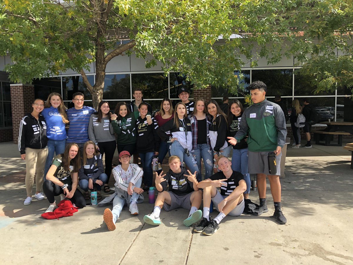 Jteach99's tweet photo. Link crew conference—learning leadership and community building!  #gobcbears https://t.co/oMi9lgEYI3