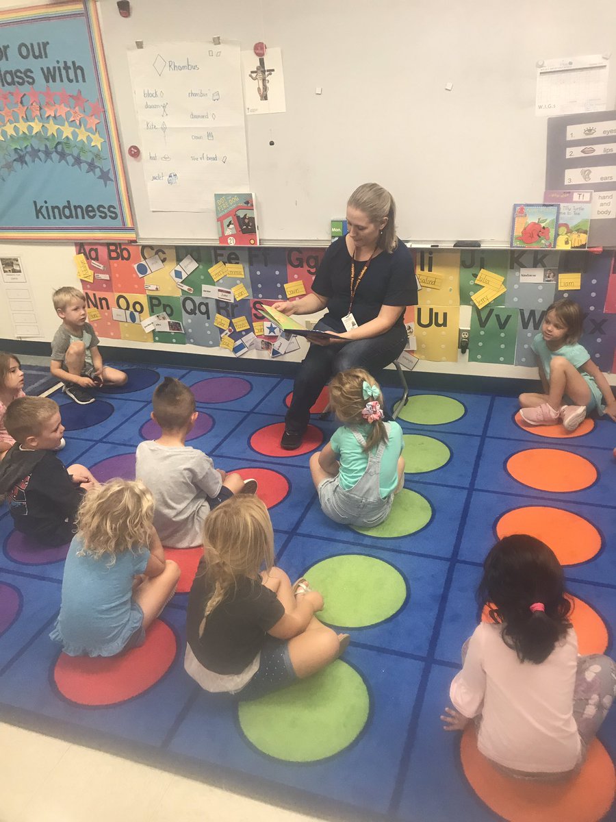 #BOOOOKED #DSECAUGHTREADING How to catch a monster! We were so excited! Thanks Mrs Milam!