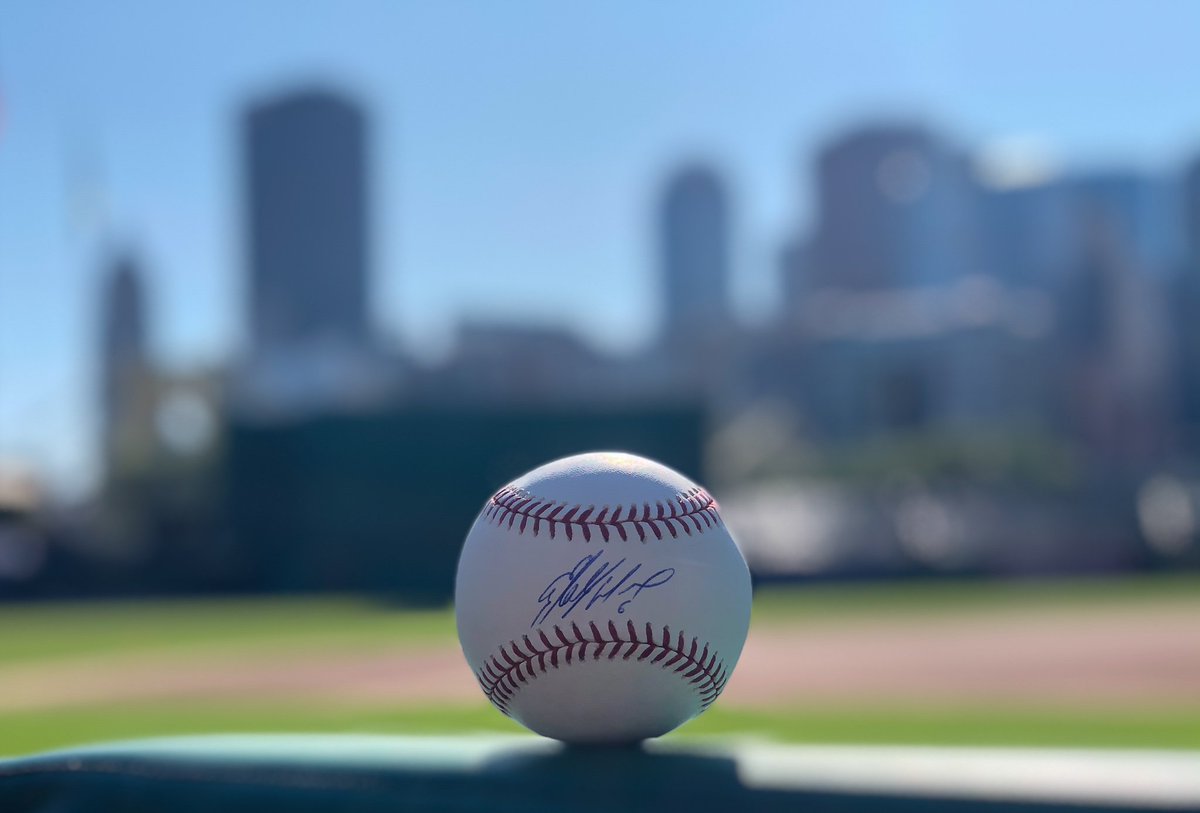 Pirates's tweet photo. RETWEET THIS now for a chance to win a signed Starling Marte baseball to celebrate Starling's birthday! https://t.co/46GIMA3XRK