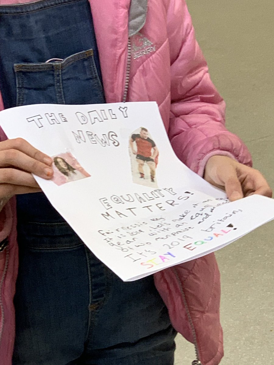 FirstHcknyGuide's tweet photo. Tonight we looked at gender representation and stereotyping in the press...then we created our own newspapers: one was gender balanced and one was gender biased - can you guess which is which? https://t.co/HNTxMkOLjG