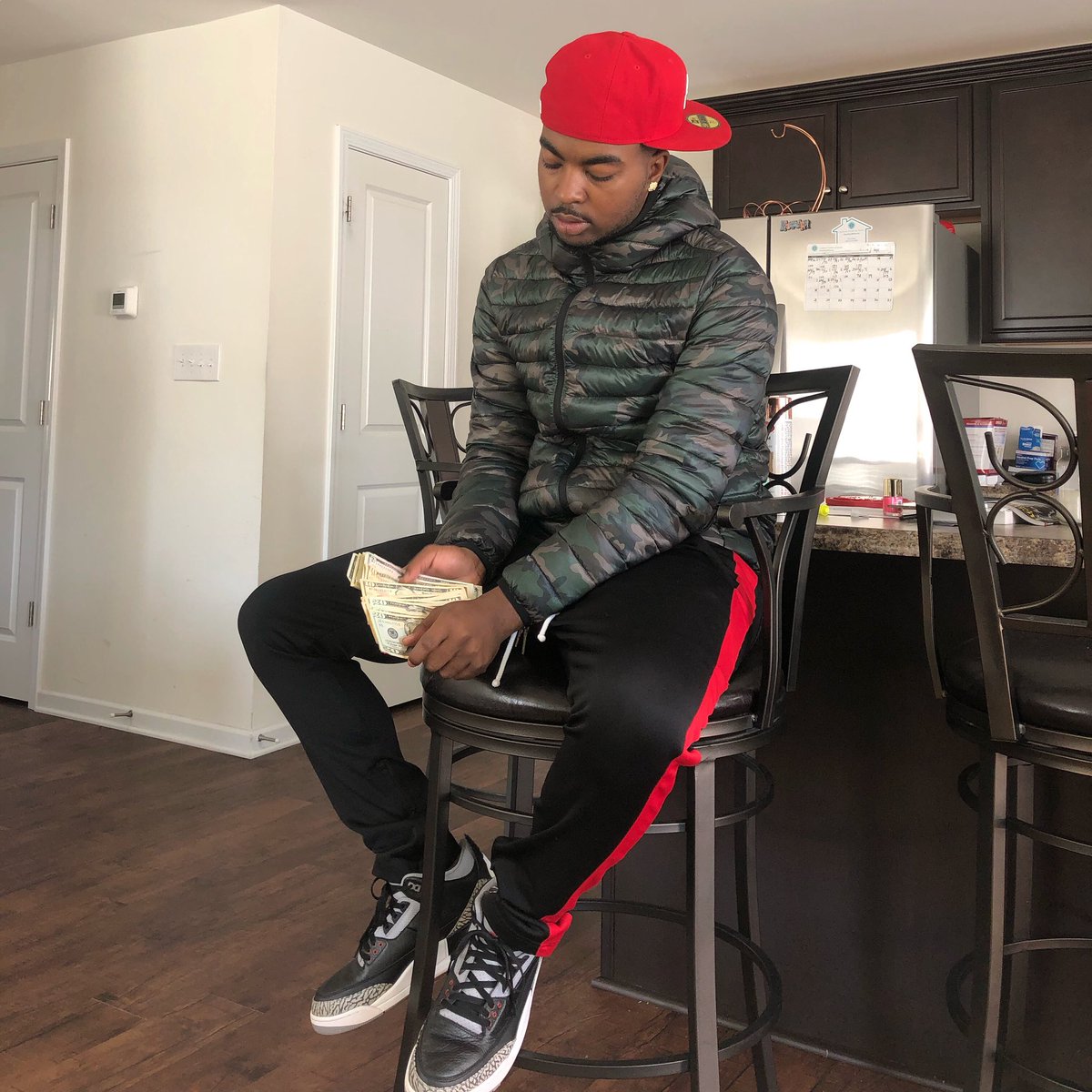 nickfromda704's tweet photo. ®️⚡️✅🖤 https://t.co/Fz5NsNwK8g