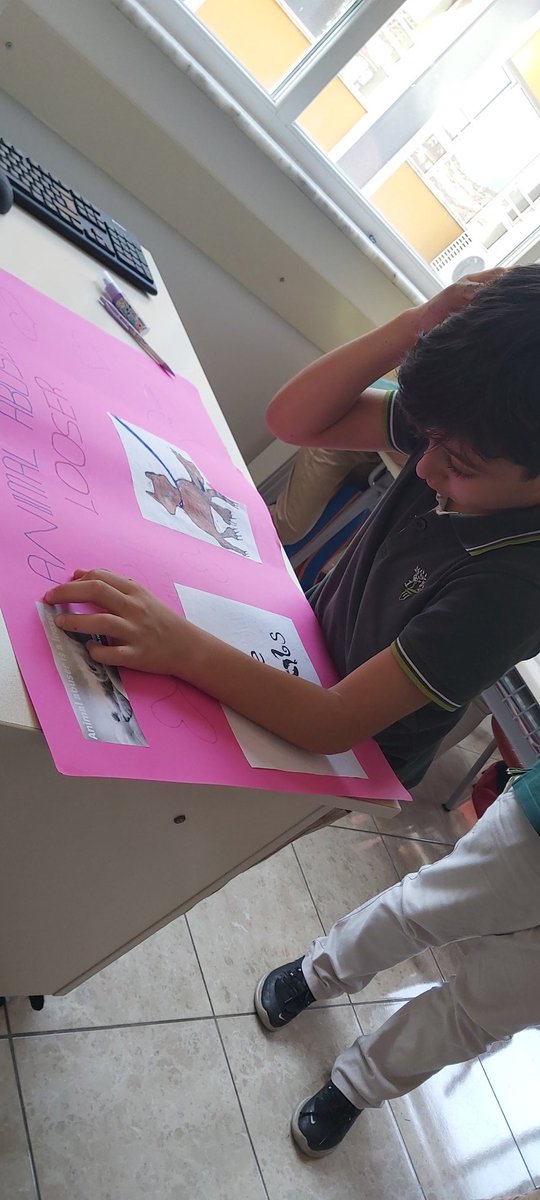 CansevenOzlem's tweet photo. To pay attention to the rights of the animals in the world in which we share and breathe together, we celebrate The world Animals Day with a great slogan posters. #learnenglishwithdogaschools @AliRizaLule @hulyacatakli1 @CANERZEP @tbmumcu @DAcmali @zcanAkcakaya1 @zlemekim1 https://t.co/KR4MgKodWK
