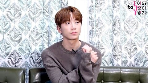 toJun970122's tweet photo. 191009 @JuN97L ’s Interview with 톱스타뉴스 'Topstarnews' & Press Videos https://t.co/hOUlK9eXLy #Ukiss #UkissJun #이준영 #준 #ジュン #toJun970122 #유키스 #ユーキス #유키스_준 #유키스준 #유앤비_준 #유앤비준 #kissme #키스미 #キスミ #미스터기간제 #CLASSOFLIES #CLASS_OF_LIES #유범진 https://t.co/GBuCUf5ATH