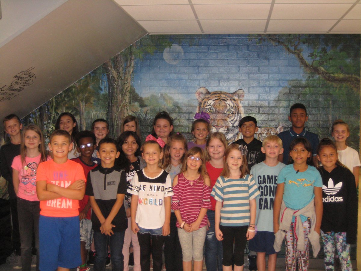 knsbiggs's tweet photo. Ben Milam Elementary Student Council for 2019-2020 https://t.co/OhFrtKjXpL