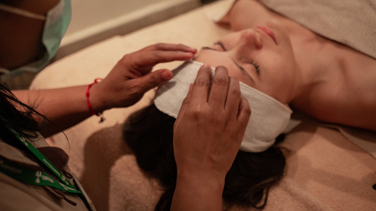 Contamos con un exclusivo Spa diseñado para consentirte haciéndote sentir especial durante su estadía. Con una variedad de tratamientos que respirar será lo único que hagas. ⁣🍂