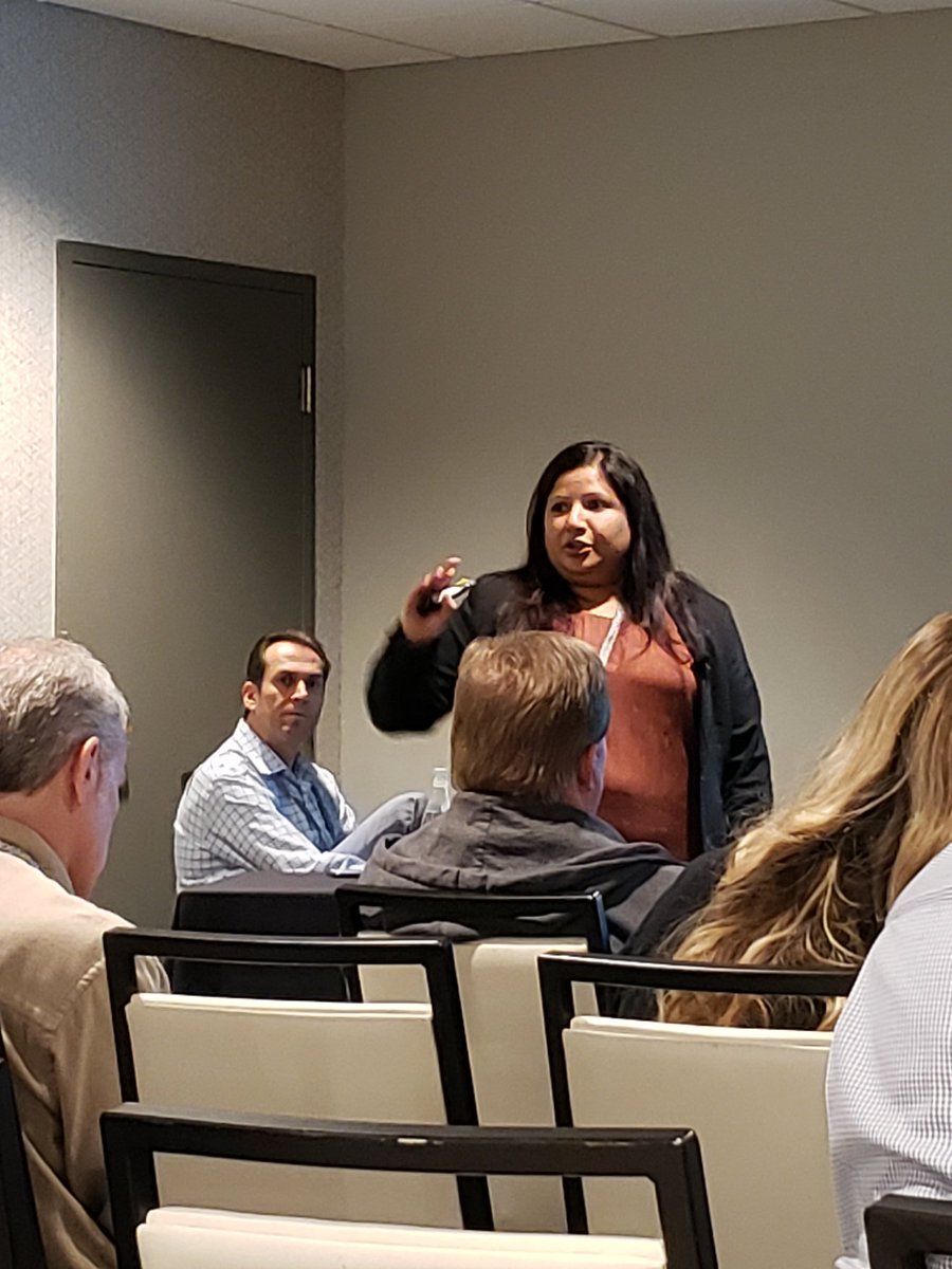 KentGraziano's tweet photo. @HVR_Software Director of Product Sreevani Abbaraju talks about the reasons to use log based #CDC for #CloudDW at @wherescape #Connect
#AgileDW https://t.co/WnGFPYQvrS