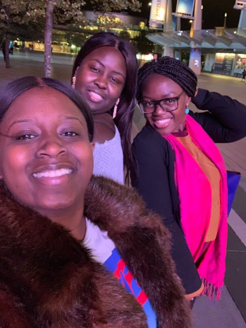 traveleatslay's tweet photo. "Your waist is cutie" @bonitasaph @ReginaJaiy @traveleatslay
Bride price just increased ..
Thanks management!!
#blackgirlmagic #creativeslinkup #contentcreators https://t.co/xv6EKnzWWX