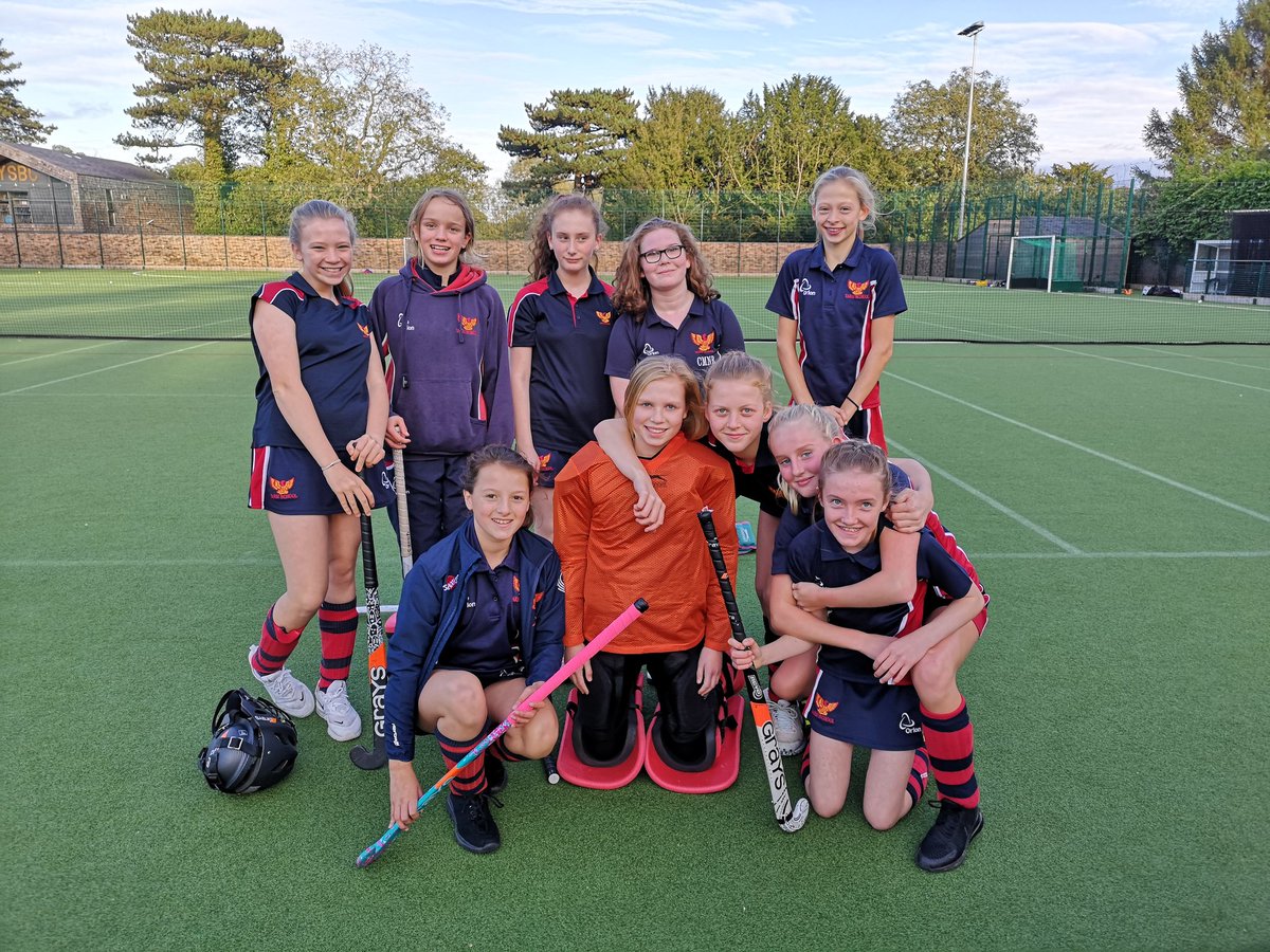 yarmgirlsgames's tweet image. Well done to our U13A&amp;amp;B teams who both beat @CundallSports this afternoon 🏑
#TeamYarm #DefensiveShape #ScarlettHasANewPosition #TeamWork