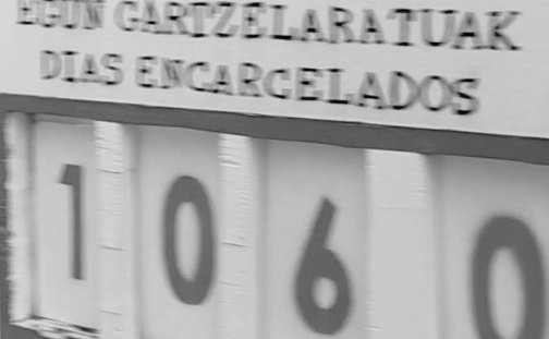 Altsasugurasoak's tweet photo. La reducción de penas no puede camuflar la falta de derechos y garantías jurídicas que nos ha llevado a está situación. Si este ha sido un intento por maquillar la flagrante injusticia, no ha servido ni para eso. #Altsasu #Alsasua

¡ESTO NO ES JUSTICIA! #AltsasukoakASKE https://t.co/IIxpEvbKUI