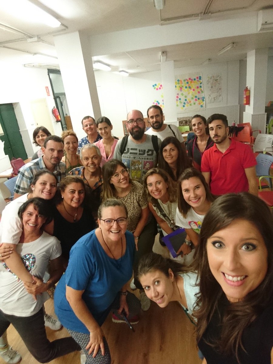 nishkari's tweet photo. Por fin tenemos unas #jornadasmusicales 🎶 en el @cepmarbellacoin 🙌
Lo que nos hemos reído 🎾!! 
Muy 🔝 la tarde 😍.
⚠️Los videos hay que descargarlos⬇️.
Iré subiendo todo lo del curso ahí 😍.
https://t.co/aGaDLcK1JH

@EducaAnd #YoSoyDeMúsica @coaemcoaem https://t.co/DFhfsI5tve