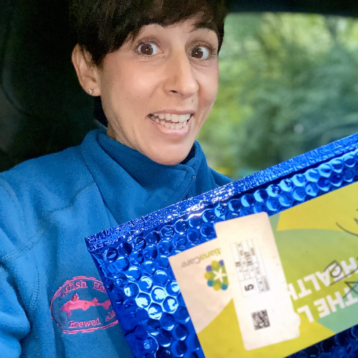 DocLauraLawler's tweet image. Ohhh look what I have!...(besides a really cool @dogfishbeer @patagonia fleece.😉)

#ItsANewDay for @ChristianaCare!

#ForTheLoveOfHealth #CCTwitter