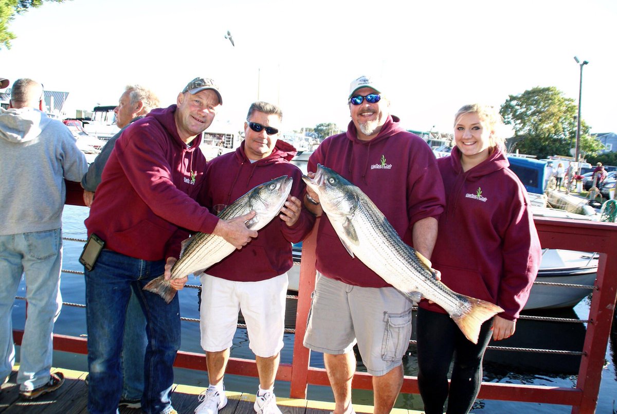 HarborCrabCo's tweet photo. Columbus Day Generations Bass Fishing Tournament at Harbor Crab!  Kids 16 and under are free!  Everyone else is $75 and that includes check in gifts, entry to fish, open bar, dinner buffet &amp; live music by SMALL TOWN GIG. Capt Meeting Sunday 4 pm.  Funds go to #PatMed scholarships https://t.co/FtdWxXh7bF