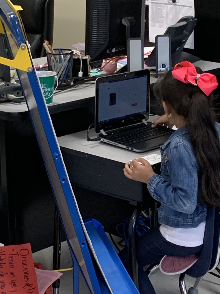 AnaseliJuarez's tweet photo. Building academic language while applying our knowledge using Flipgrid. #PISDetc #PISDell #PISDMathChats https://t.co/Vt8JLtqnfF