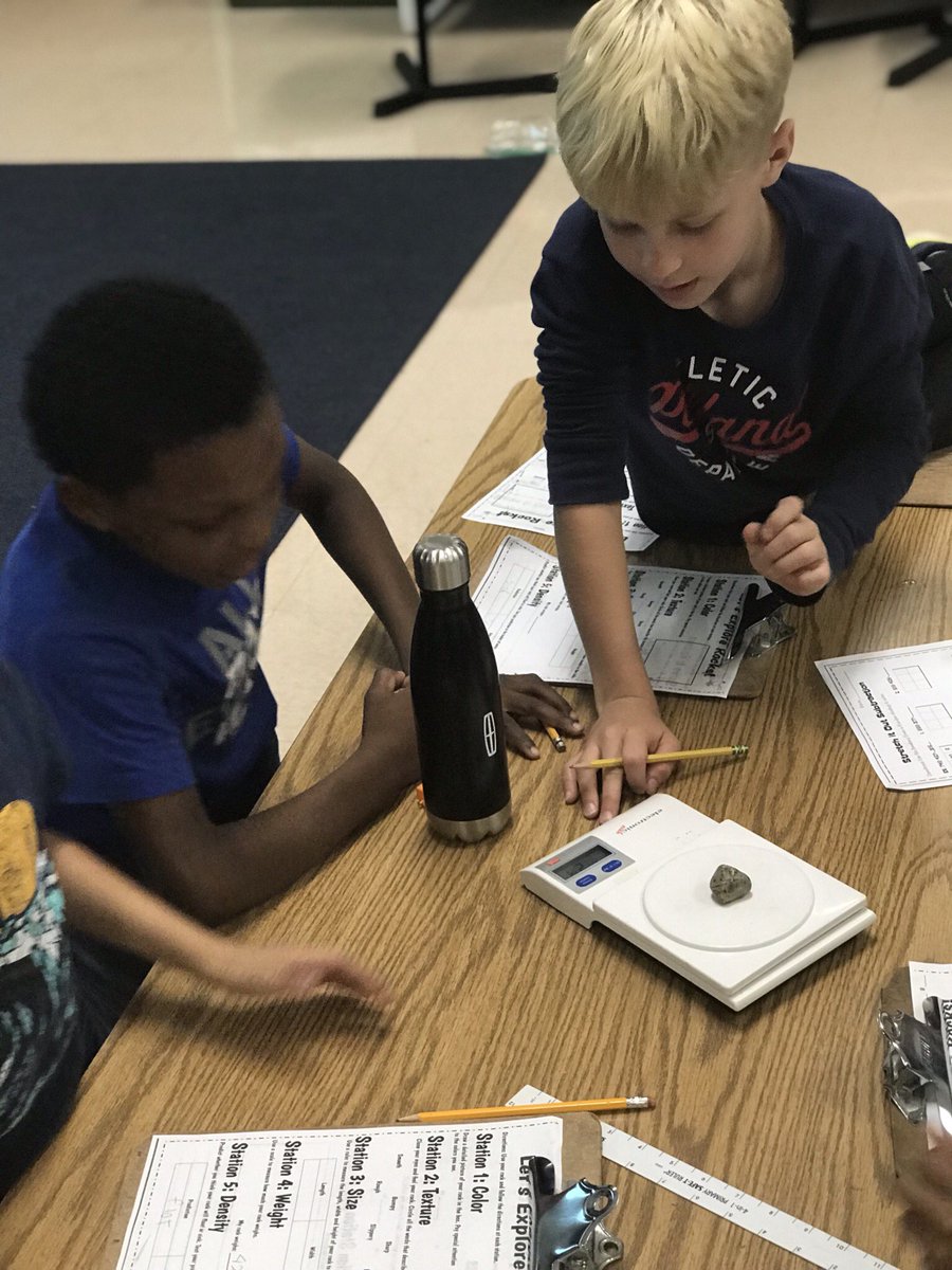 NicholeWarnock's tweet photo. Geologists hard at work studying the properties of their rock. #kindnessstartswithme #melearns https://t.co/WSgq96RGl3