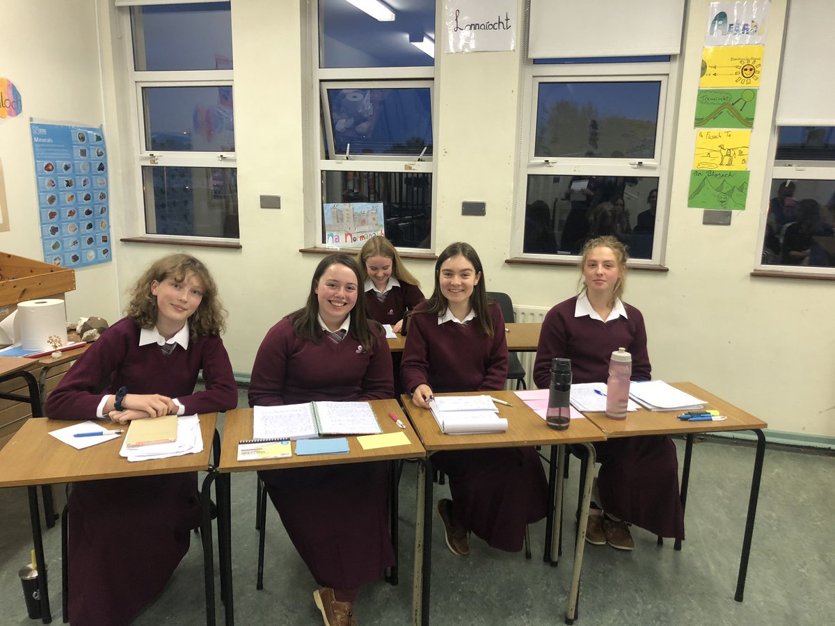 LHCfcj's tweet photo. Comhghairdeas ollmhór to our @ConcernDebates team who won their first debate tonight! Maith sibh cailíní agus Ms Chapple! #bród https://t.co/fzk6XCmCoL