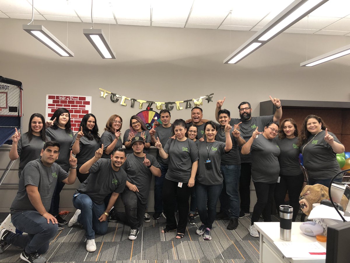 Joining Team Marvel and Team QC for this awesome picture!! 
<a href="/ozzy_zamora2019/">Team.QC</a> <a href="/TeamLeiva3/">TeamLeiva</a> <a href="/teammarvel14/">team marvel</a> 
#BeProud #ItStartsWithUs #LifeatATT #WeAreOakland3