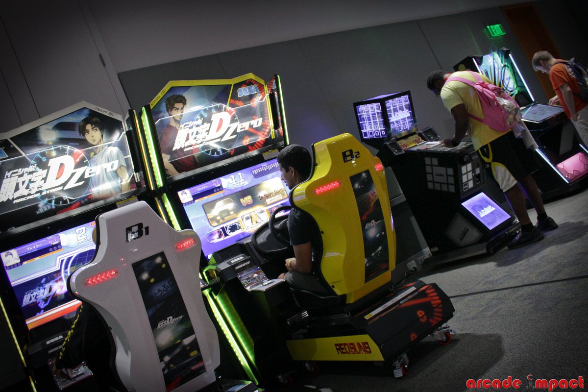 LolitaBot613's tweet photo. I'm not the best at photography but I got some good shots of our cabs at #BITE4
#ArcadeImpact https://t.co/xOtrcrdBOU