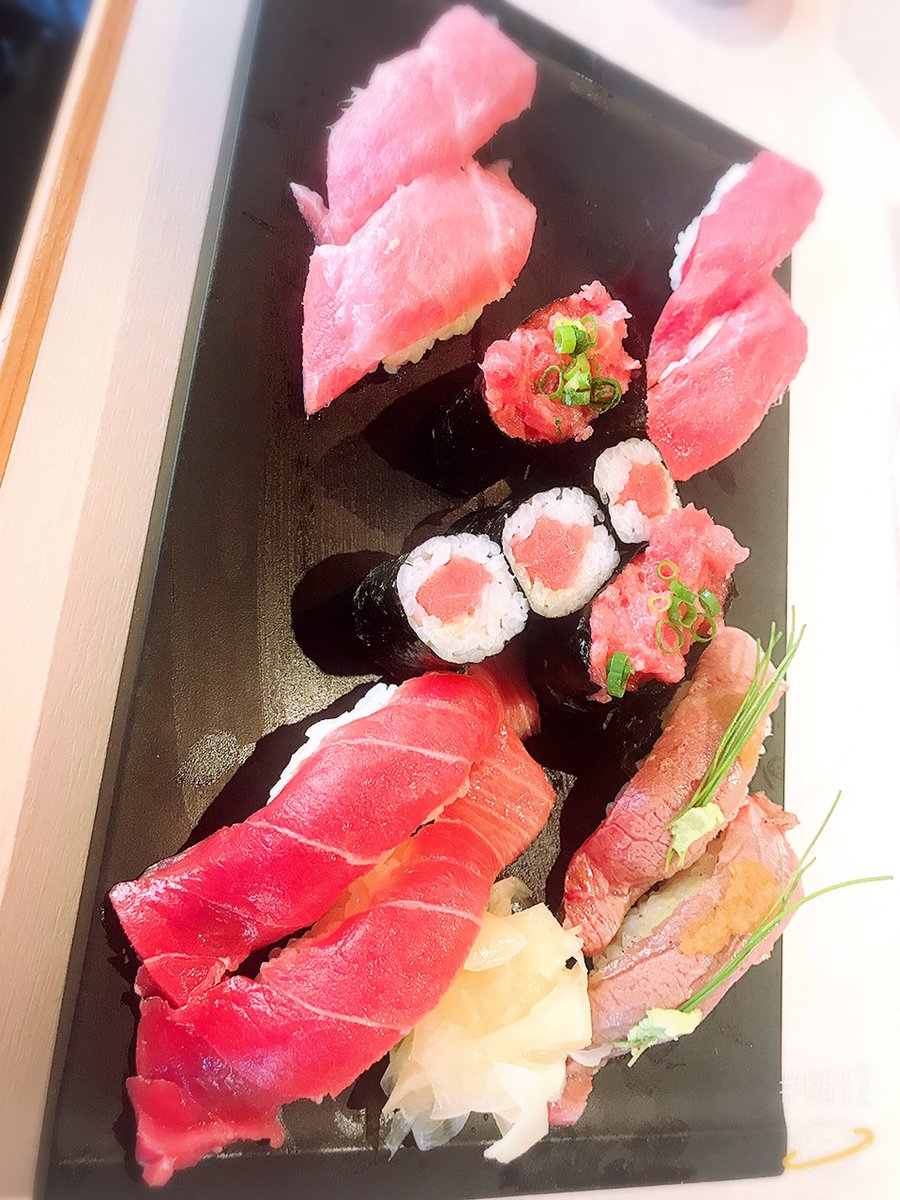 藤咲もあ 麒麟 Kirin 公式webcm出演中 A Twitter お寿司 大好き マグロ 鮪 大好き これに 茶碗蒸し と大椀の お味噌汁 セットにするのが定番です ご馳走さまでした お仕事は大変なこともあるけど良いこともあるから頑張れます