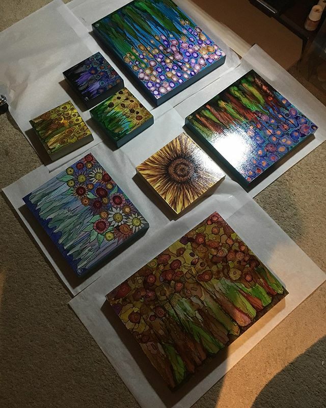 Third layer of varnish. Will be glad to get them out of the way for new creations 
#buggysart #mixedmediapainting #abstractflowerpainting #alcoholink #poscapens #intuitiveart #gananoque #1000islands #1000islandslife #artistlife
