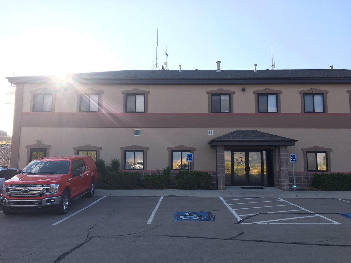 PIO_Joe's tweet photo. Day 1 of #BasicPIO is in the books.
Instructors today: me, @sauttersp, @BLMNational, @GraniteSchools
Tomorrow: @mstinabrown, @saratogasprngut, Justin Hoyal from @UPDSL.
Good times! #UtahPIOs https://t.co/k8BQ3Lj2HY