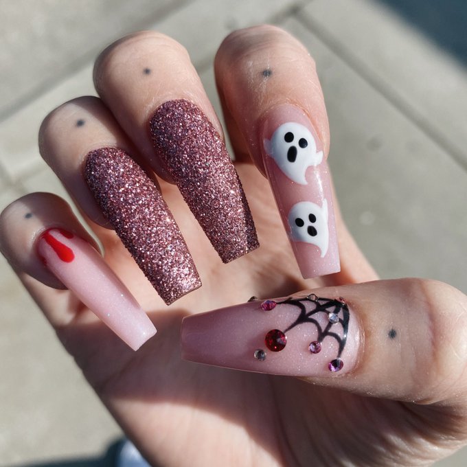 👻 spooky kawaii 💕 https://t.co/O49XgGnydp
