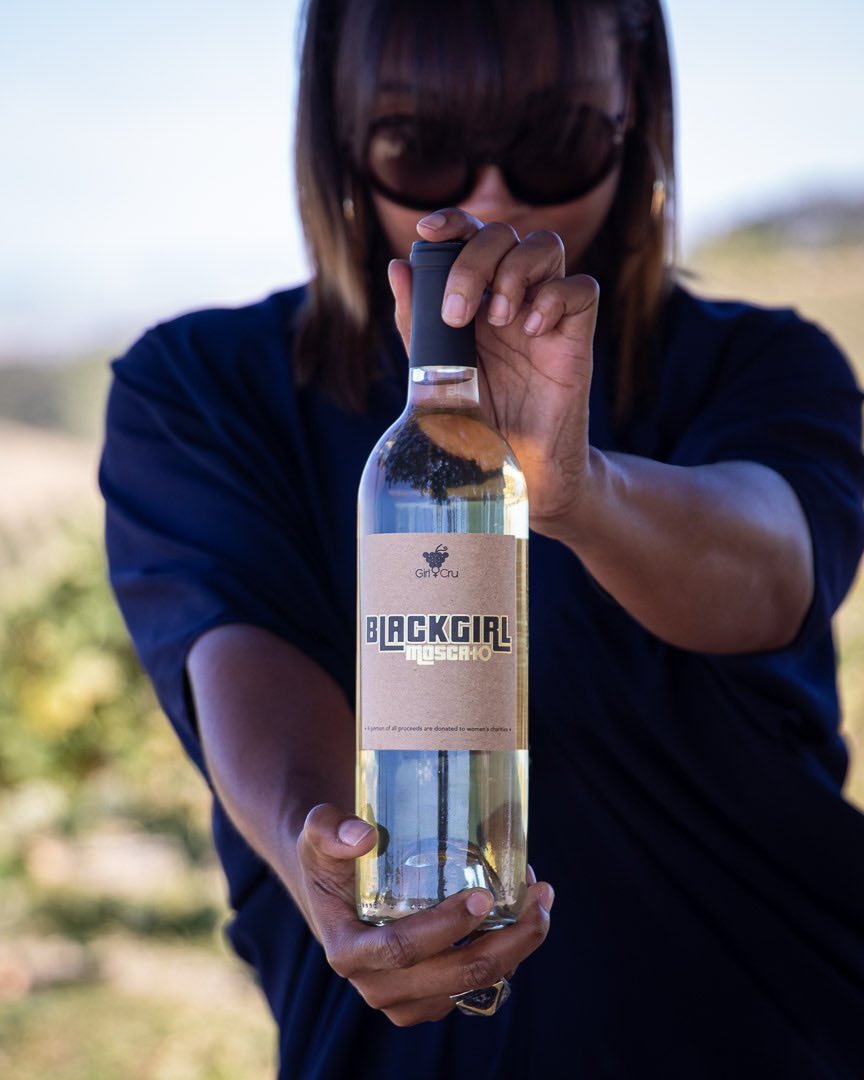 BGMoscato's tweet photo. Have you gotten your bottle of #Blackgirlmoscato? 🍷 a portion of proceeds go to @UnspokenAngels head on over to https://t.co/D7BMvN4fvp to purchase your bottle today! #girlcru #blackgirlwine #BlackGirlMagic #winelover #centralcoastwine #WineWednesday https://t.co/dTSC4QN8a2