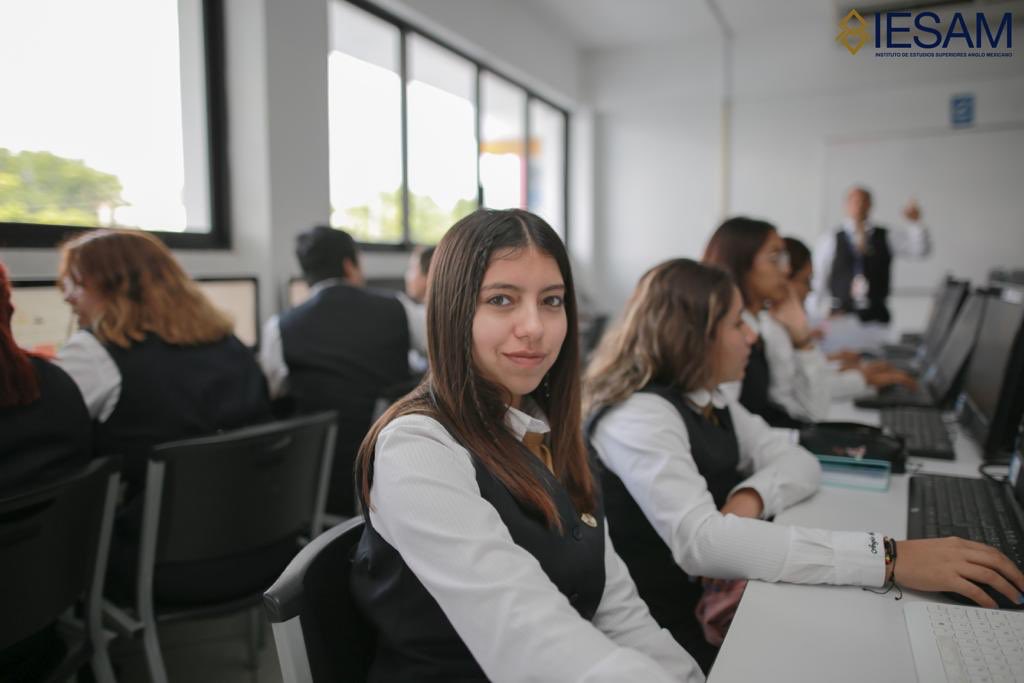 anglomexicano's tweet image. El Instituto de Estudios Superiores Anglo Mexicano ofrece 6 licenciaturas con incorporaciones a la SEV y la SEP, así como nivel postgrado, y la oportunidad de certificaciones de idiomas con reconocimiento y validez internacional. #IESAM #Coatzacoalcos #Coatza #Idiomas #Comercio