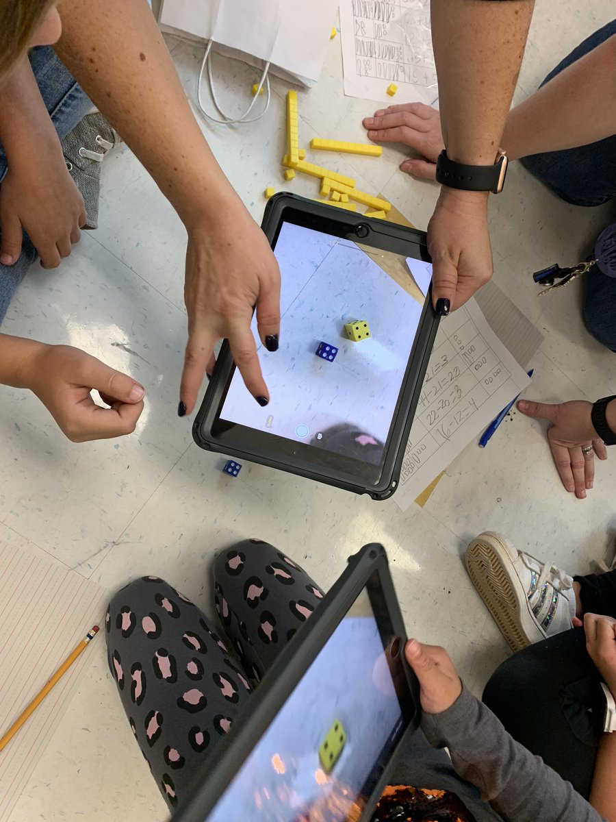 ISSDTL's tweet photo. Apple Coaching cycles going on this week at Woodland Heights where teachers &amp; students are learning lots and having fun! https://t.co/OPLQrafAos