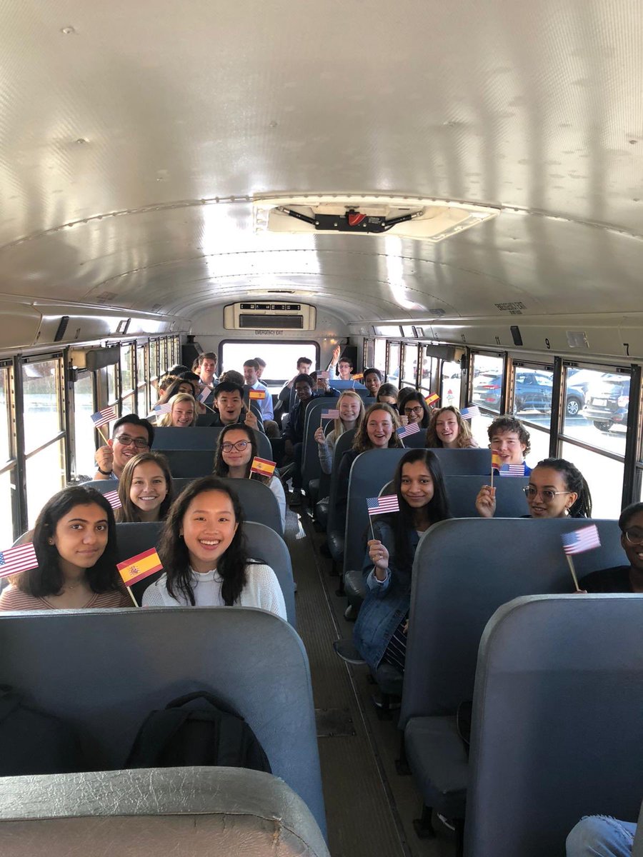 JusticeIBDP's tweet photo. IB Spanish Fieldtrip to Gala Theater in DC to see La vida es sueño de Calderón de la Barca https://t.co/pzIpJNOnfr
