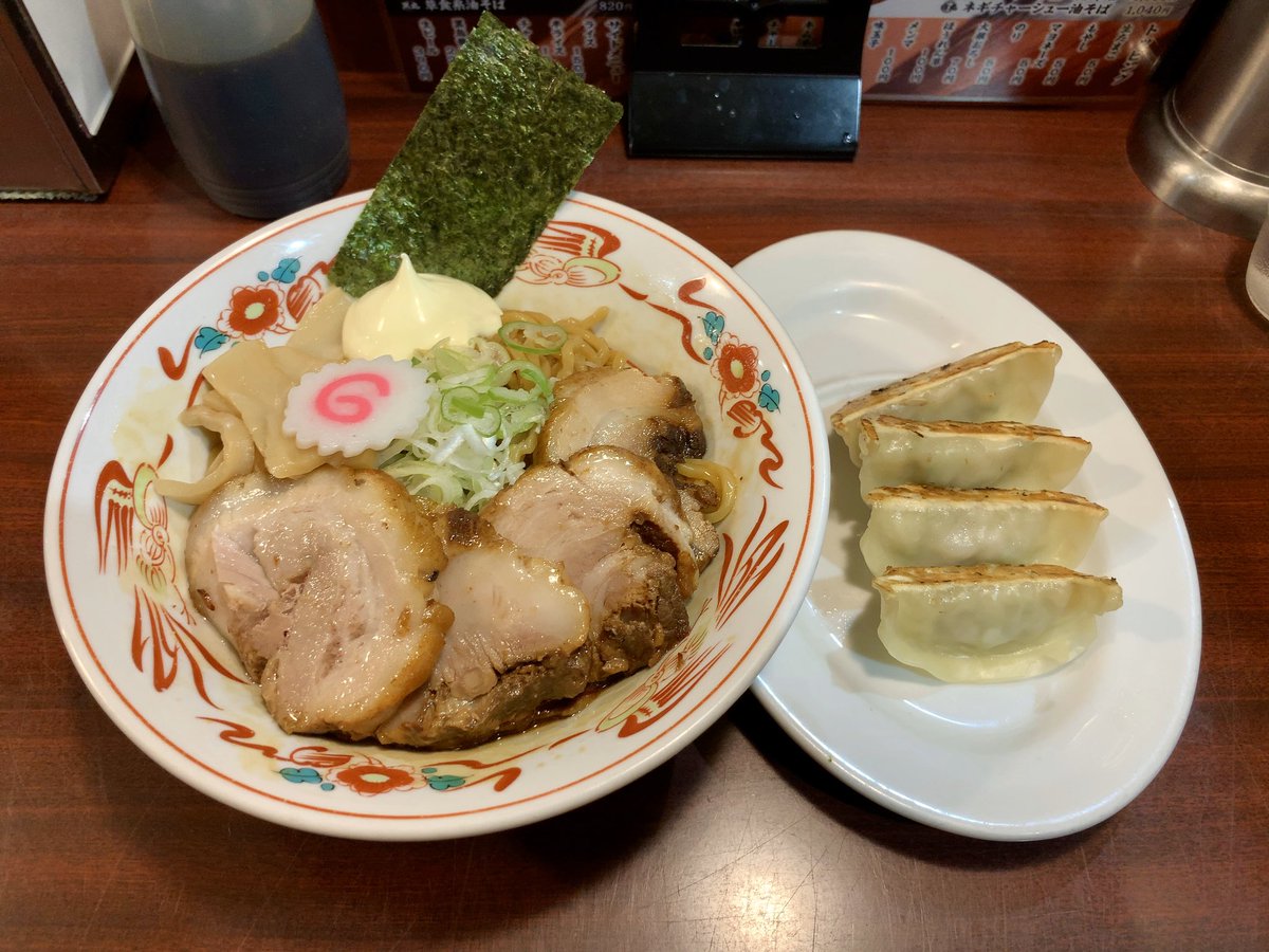 ট ইট র ひろたん 吉祥寺の ぶぶか さん 前回マヨネーズトッピングを忘れたので再チャレンジ 今回注文したのは 黒丸チャーシュー油そば マヨネーズトッピング 前回も美味しかったけどマヨネーズ要るね さらに美味しい ブブカさんの油そばには