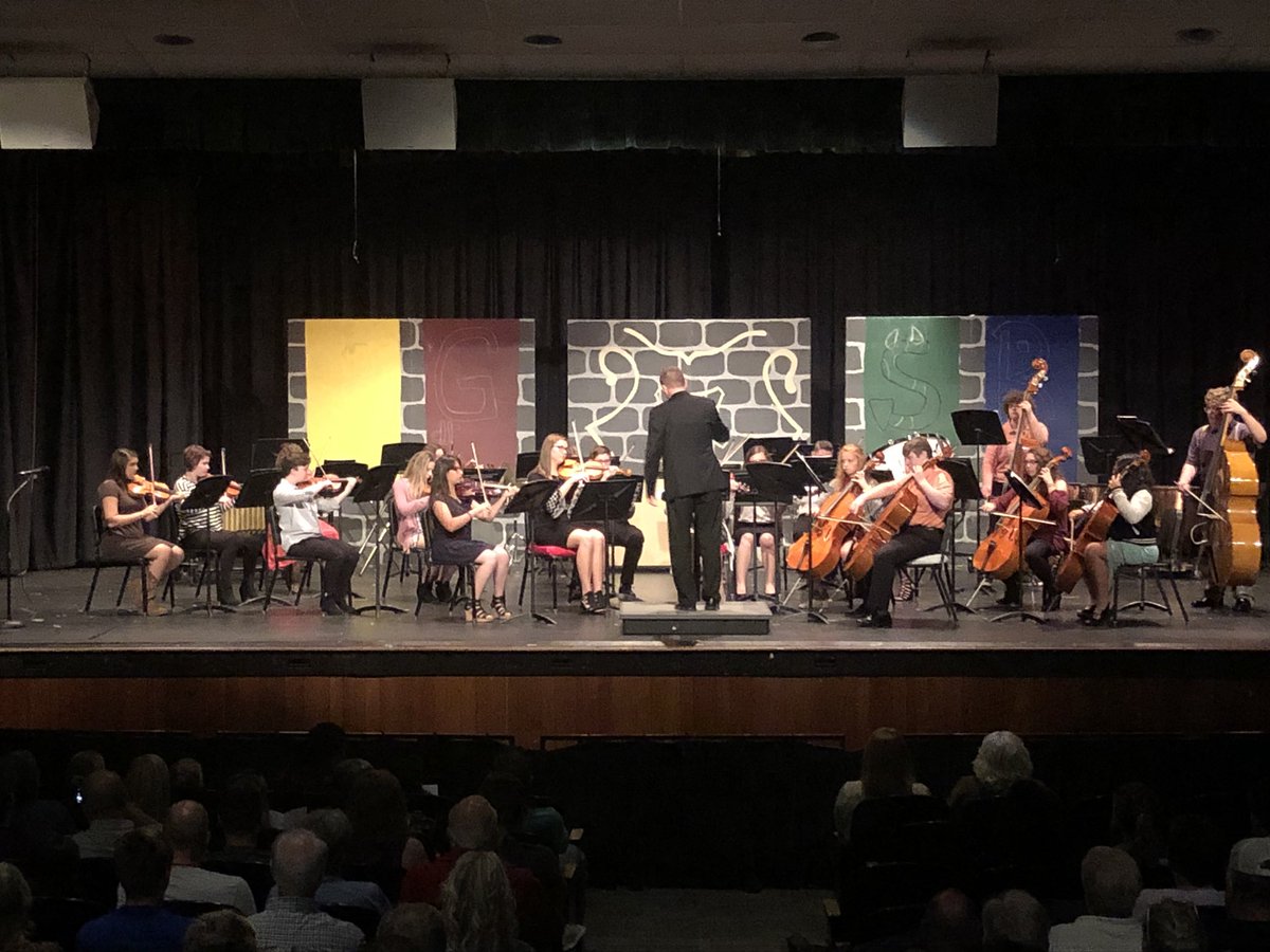 WestVigoVikings's tweet photo. West Vigo HS Fall orchestra concert.    #MrGelbsOpus. #TheyAreGood @WVHSMusic https://t.co/uviqxvU2W4
