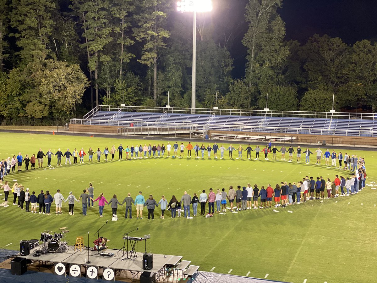 NorthRowanFCA's tweet photo. What a tremendous night of worship, testimonies and truth! #fieldsoffaith2019 #rowanfca #rocofca #northrowanfca #truenorth #letsgo https://t.co/SZh92MESr6