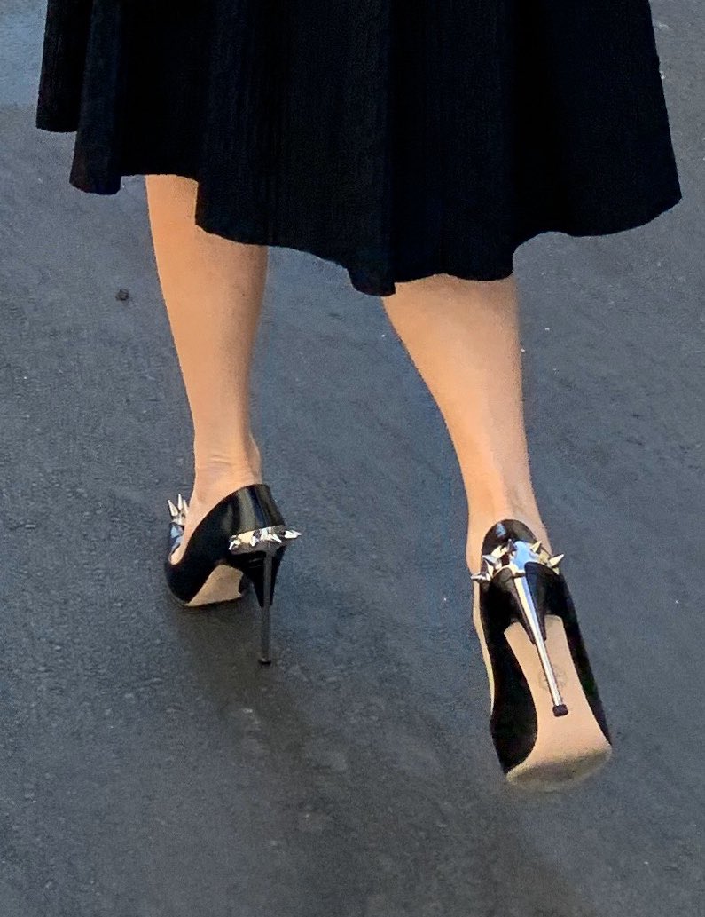 DrPhil's tweet photo. Don’t mess with @Robin_McGraw! https://t.co/54bDxukIxw