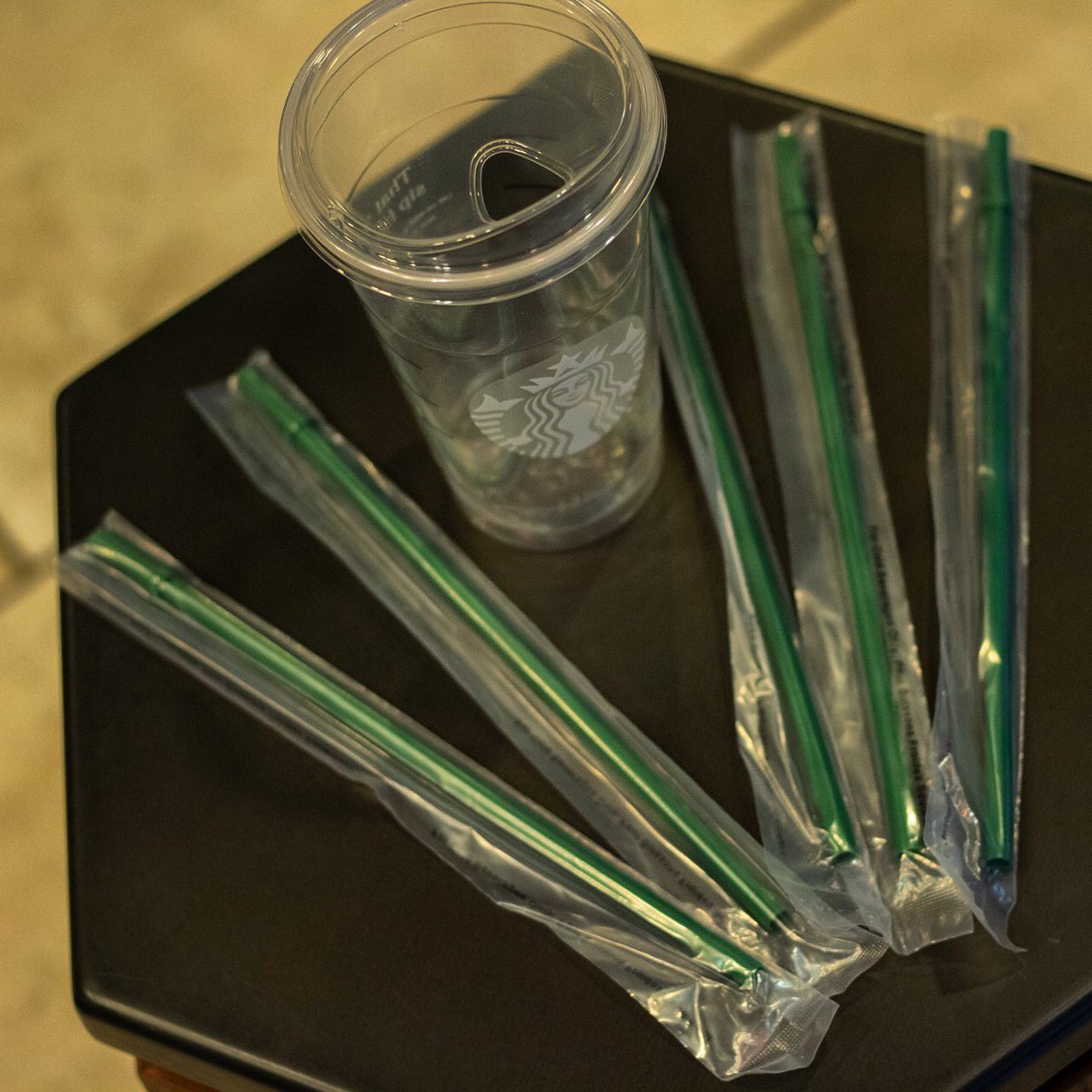 slucampusdining's tweet photo. Starbucks works hard to protect our environment with their strawless lids and reusable straws. 🌍
TIP of the day: bring a reusable straw, cup, or container with you to reduce single use plastic waste!
#sustainabilitymatters #eatingmadeeasy
@Healthy_Lions @SimsLibrary https://t.co/Ux6mS6Ubok