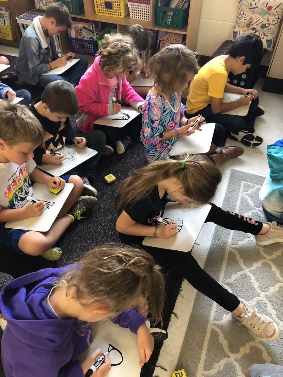 herbertjen23's tweet photo. Ss practicing their visualizing skills.@RoundHillES https://t.co/W0MEiddL50