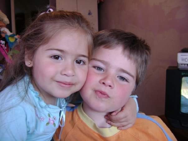licadepa's tweet photo. Mis hijos todos bellos cuando nacieron #BellaMilf mis sobrinos unos alienígenas jaaj pero ahora son lindos https://t.co/EmQvbdbyB1