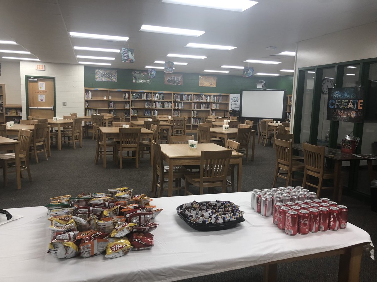 StevenSokohl's tweet image. All ready @Berea_Middle to host the #middlelevel AP/AA learning session tomorrow! Yet another opportunity to collectively challenge our ability as leaders! #LoveSCschools #BuidingRelationships #ShapingLeaders